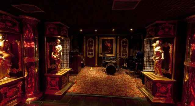 клуб Manilya Анкара Турция