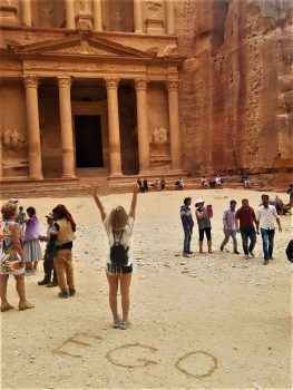 Фото-отзыв хостес из Иордании