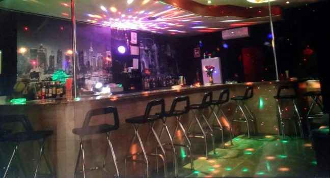 Бар L в Испании - фото изнутри