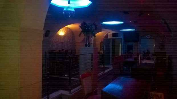 Испанский бар в The Cavern