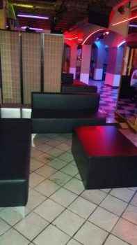 Локал EOS в Италии - фото интерьера заведения