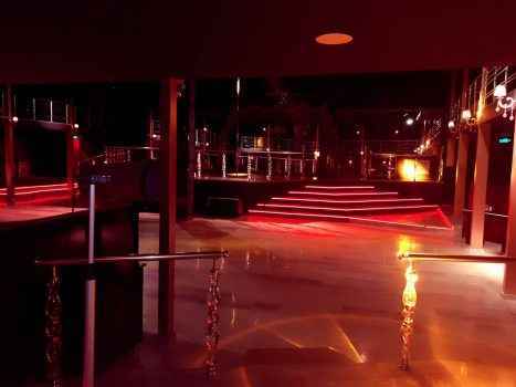 Как выглядит клуб Ибица внутри?