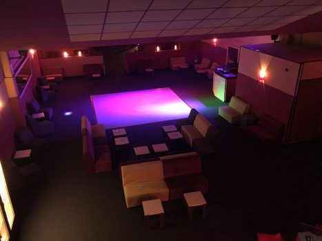 Красивый интерьер клуба Daytona, который расположен в Италии