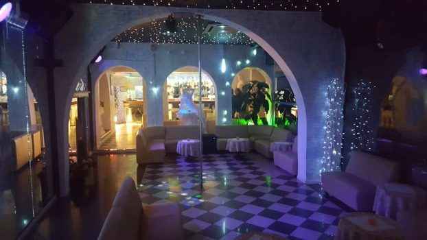 Красивый стрип-клуб в Италии 