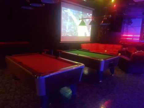 Zafiro - испанский бар изнутри