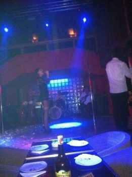 Обстановка клуба Саянора в Турции