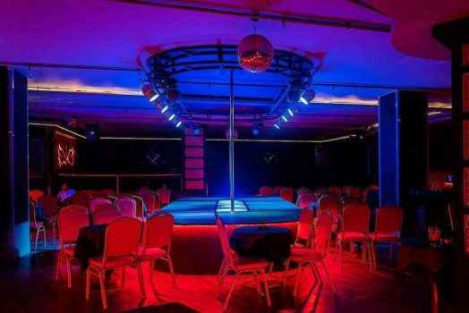 Стрип-бар в Греции Golden Queens