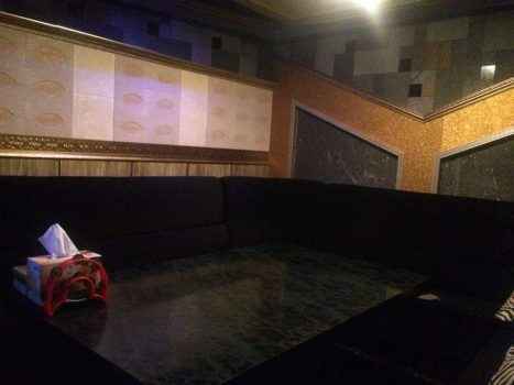 Как выглядит бар Maktum в Гунсане?