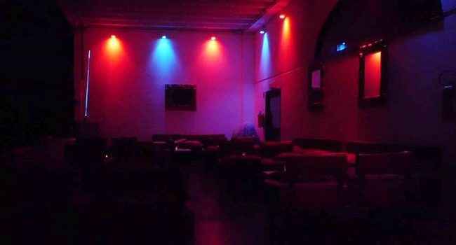 как выглядит клуб Let's go изнутри? Фото от Жанны, танцовщицы из Питера, которая уехала на контракт в Италию