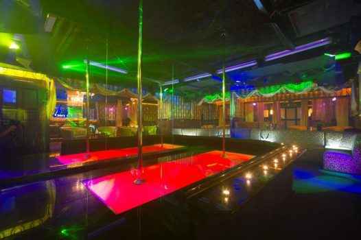 сцена в клубе PRIVATE мальта