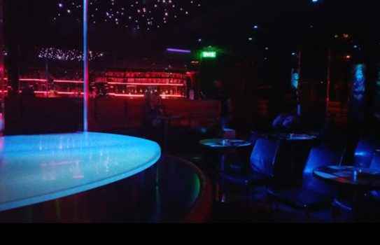 Стриптиз клуб FBI - что внутри?