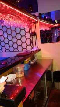 Что находится внутри клуба 