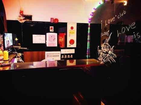 Ресепшен караоке бара I Love в городе Тонхэ - фото-отчет от Насти, которая работает здесь хостес
