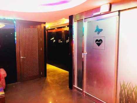 Изображение караоке клуба I Love в городе Тонхэ - как выглядит бар внутри