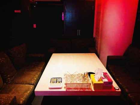 Фото из румки караоке клуба Ай Лав