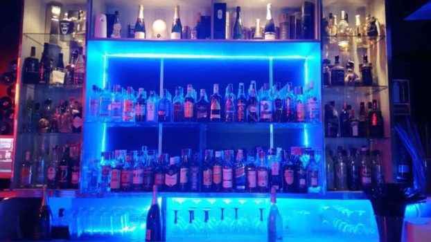 Бар White and Black в Испании - что девушки говорят об этом заведении? фото-отзыв