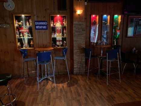 Интерьер паба Салбери в Никосии - фото-отчет о том, как выглядит бар