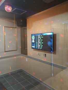 Фото-отчет от вокалистки, которая работает в Южной Корее, в городе Инчхон, караоке-бар Байкал