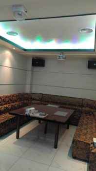 На фото румка караоке бара F1 - фото-отчет от вокалистки