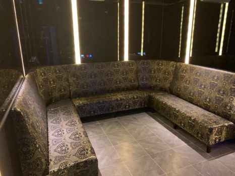 Фото-отчет от певицы из корейского караоке-бара King