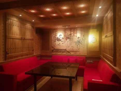 Фото из румки караоке-бара Benz в Пучхоне