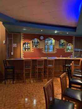 Интерьер бар-клуба Titan в Никосии