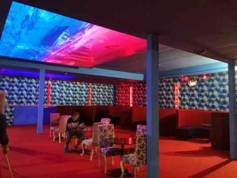 Как выглядит ночной клуб BERMUDA в пригороде Стамбула