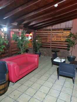 Летняя веранда ночного бара Мехико на Кипре